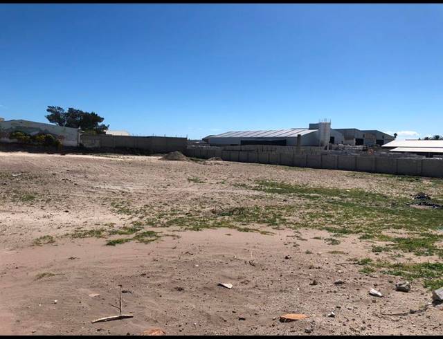 INDUSTRIAL FOR SALE IN GANSBAAI CENTRAL